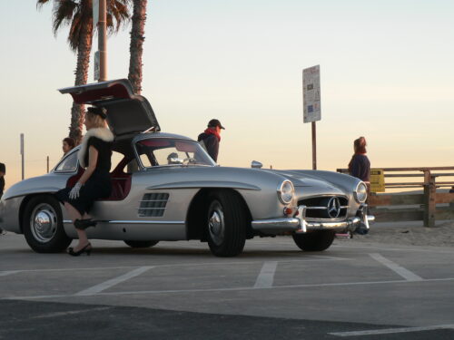 Read more about the article Mercedes 300 SEL Gull Wing